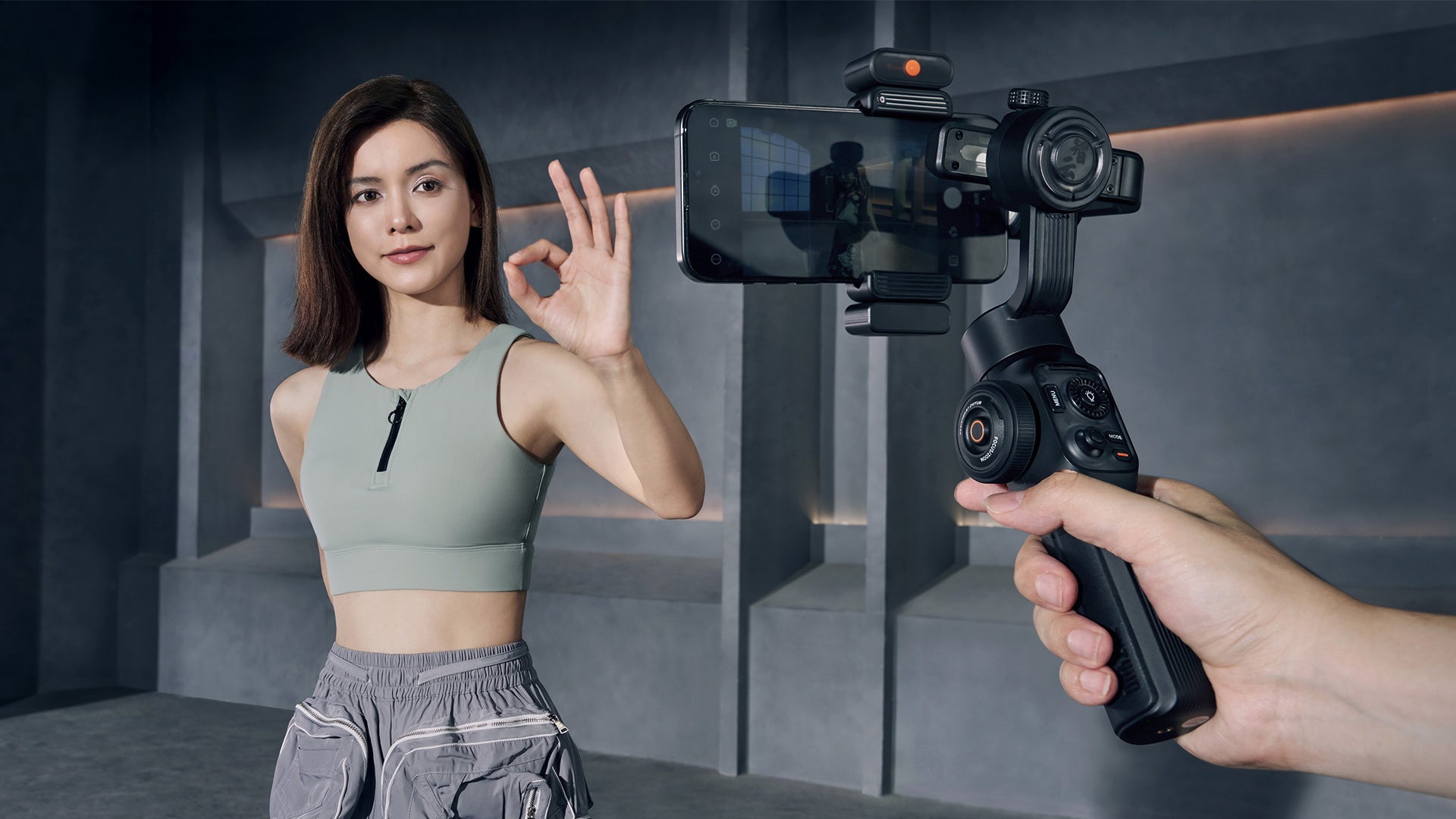 AI Meets Mobility: Transform Your Shots with ZHIYUN Smooth 5S AI