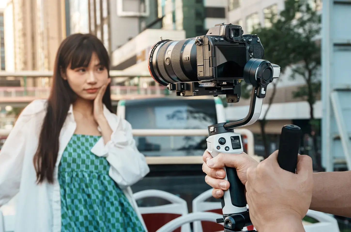 Gimbal vs. Flycam: Which is the Best Choice for Your Filmmaking?