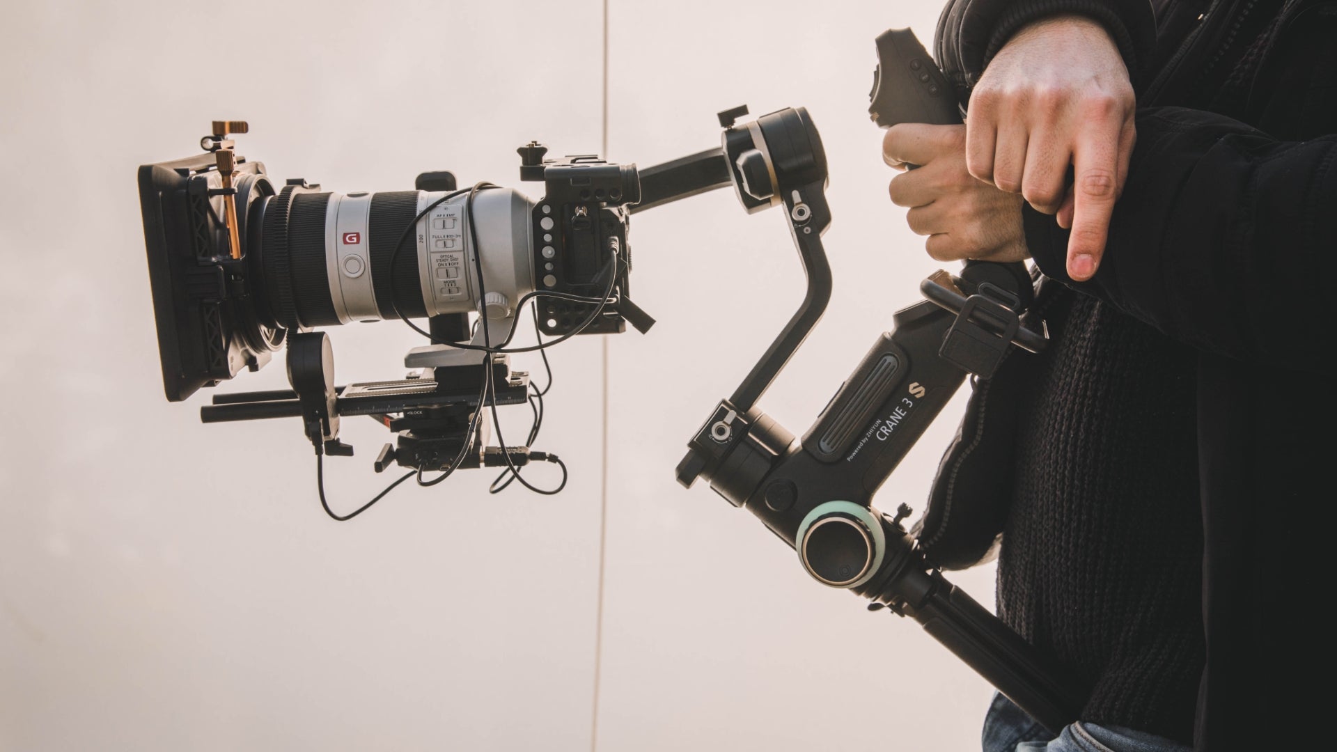 What Makes a Good Camera Stabilizer? ZHIYUN Store