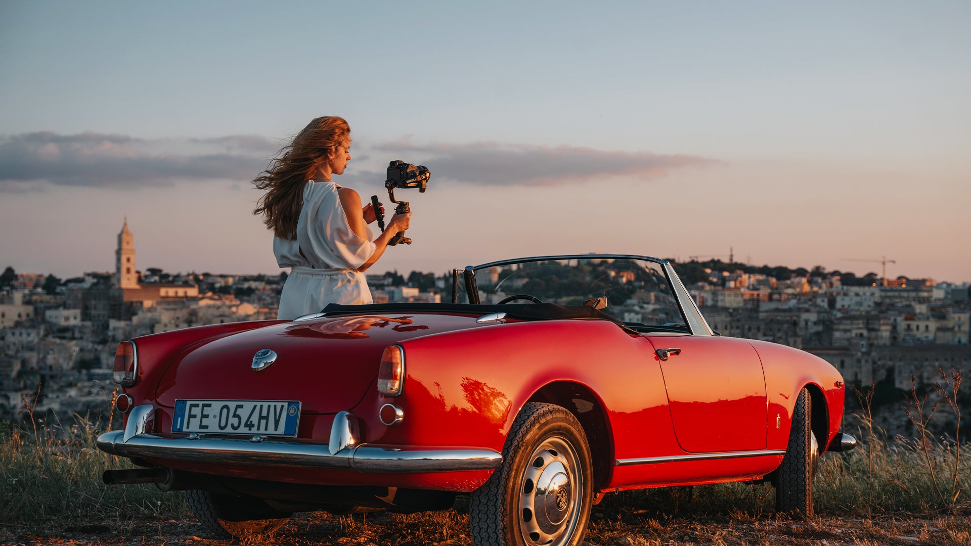 Must-Have Travel Photography Gear: 6 Handy Tools