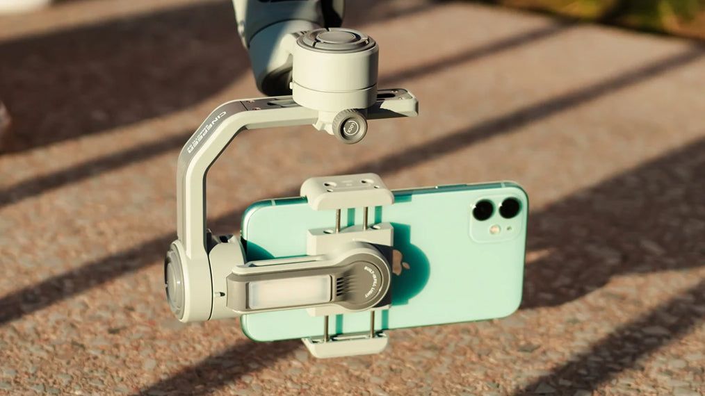 HOW TO CHOOSE THE RIGHT MOBILE PHONE GIMBAL FOR YOUR NEEDS | introduce one of the best choices in 2025: the ZHIYUN SMOOTH 5E 