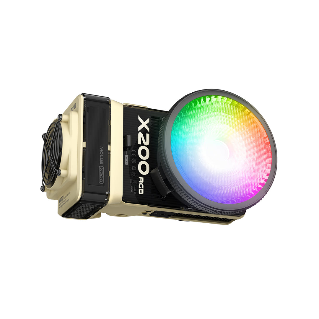 ZHIYUN MOLUS X200 | 200W Professional Portable Light LED Video Light
