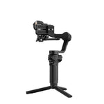 ZHIYUN Weebill 3S: Switch seamlessly, and control wirelessly—sling mode 2.5 for flexibility, built-in fill light, 11.5 hours runtime.